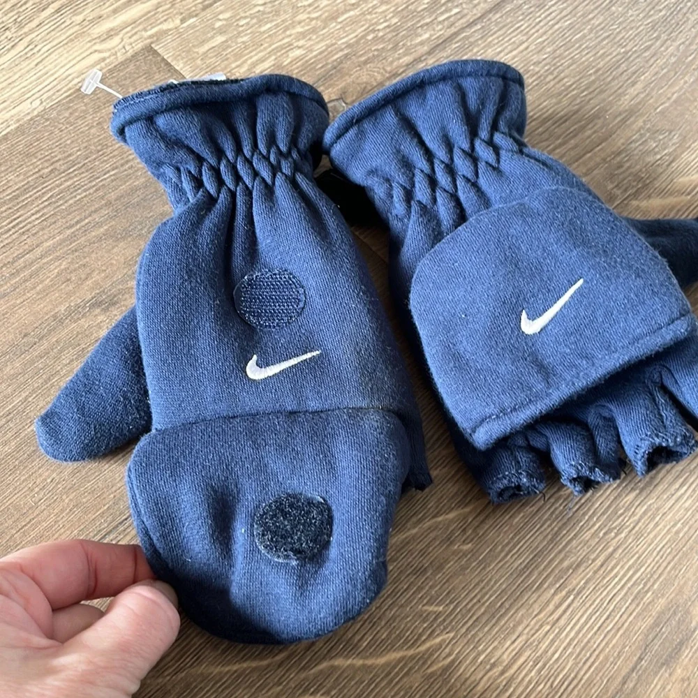 Nike kids (youth) mitten/fingerless gloves